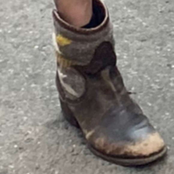 Freebird by Steve Madden Booties - Picture 6 of 7